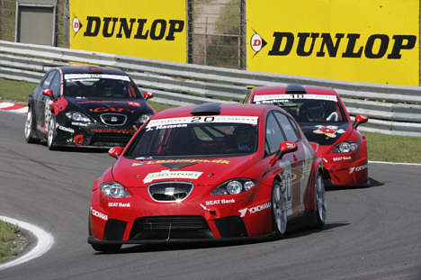John Hansen stillede op med eget team midt i 2007 sæsonen,